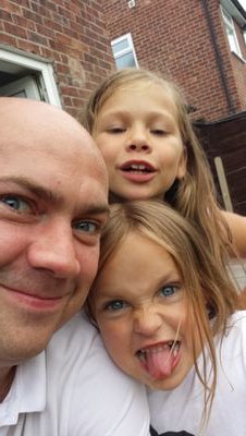 paul22wynne's profile picture. party animal