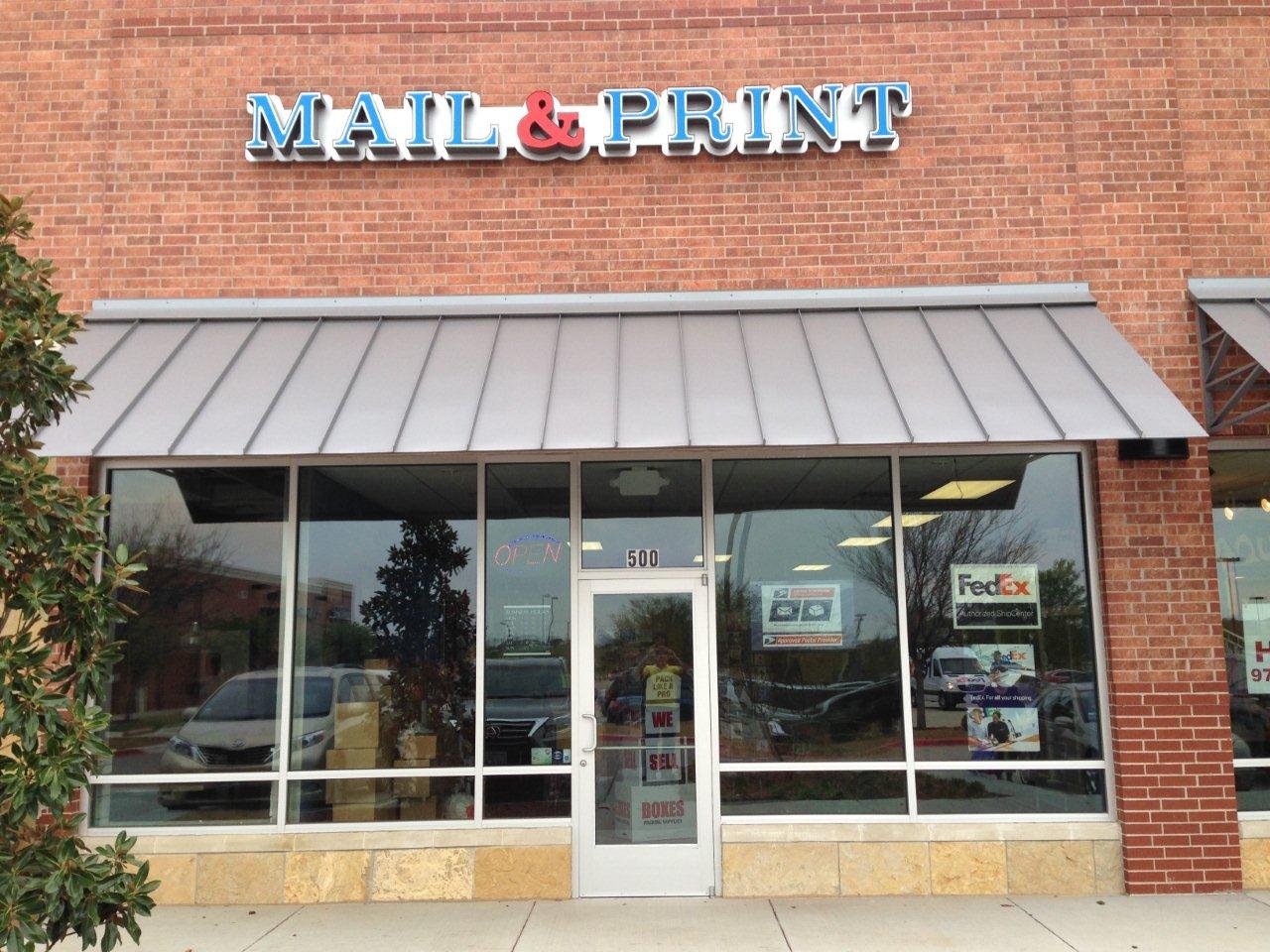 mailandprintcen's profile picture. We Pack, Ship, Mail, Print, and more!