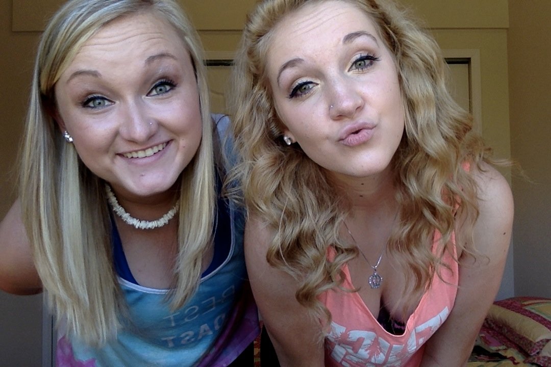 14ChickenNugs's profile picture. Youtube Channel - 14ChickenNuggets
We're awkward. Sorry...kind of.