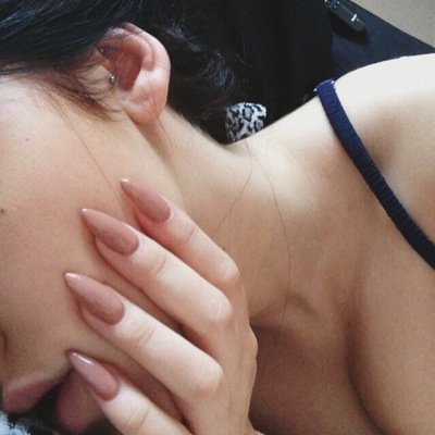 sclove_'s profile picture. Be good to people. Even the shitty ones. Let the assholes be assholes. You'll sleep better. -Adam Gnade ✡