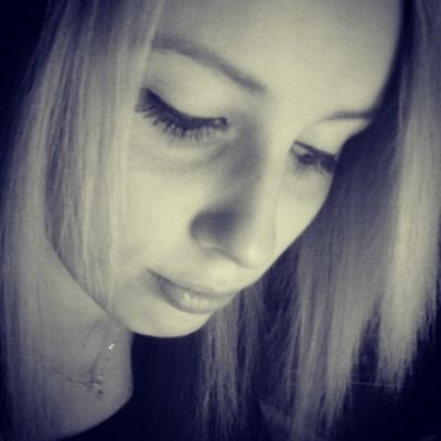 hi. I love Bill Kaulitz and korean music ♥