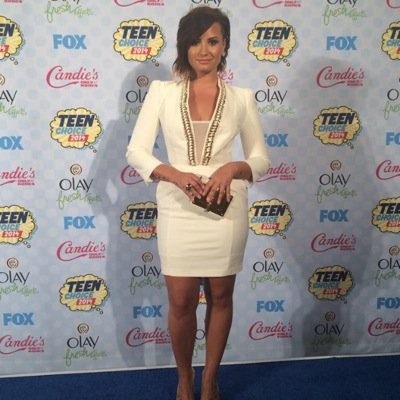 Demi Lovato  
I am a warrior
Taking one day on, one step at a time