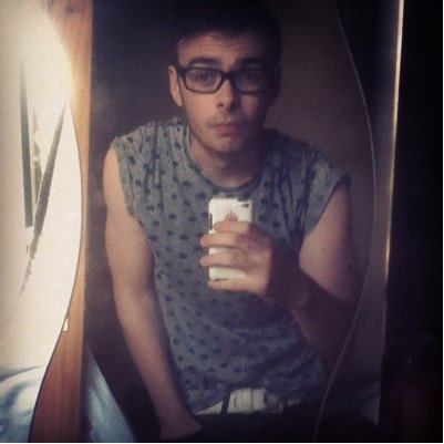 Follow me and i'll follow back:)