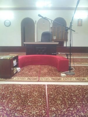 غفر الله له وابدله داراً خيراً من داره واهلاً خير من اهله                                                         (طلق آلدماسي )                       @Love1Mit