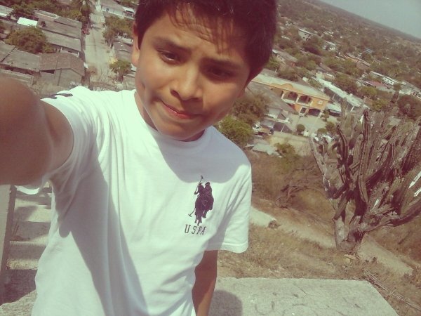 Gil_bleck's profile picture. @katy perry is my Life