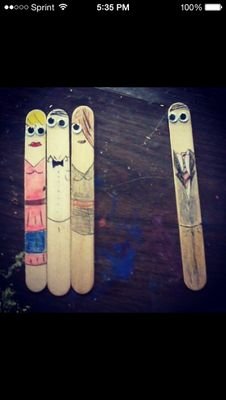 TreeRebel's profile picture. I make comics and art I'd love it if you checked out my website!