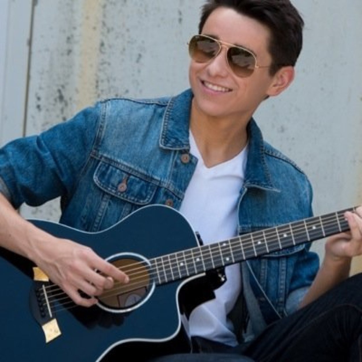 Official Fan Page of singer Jordan McIntosh (@JordanMcIntosh) #ThatGirl on iTunes now! 
- Jordan followed 7/30/14 -