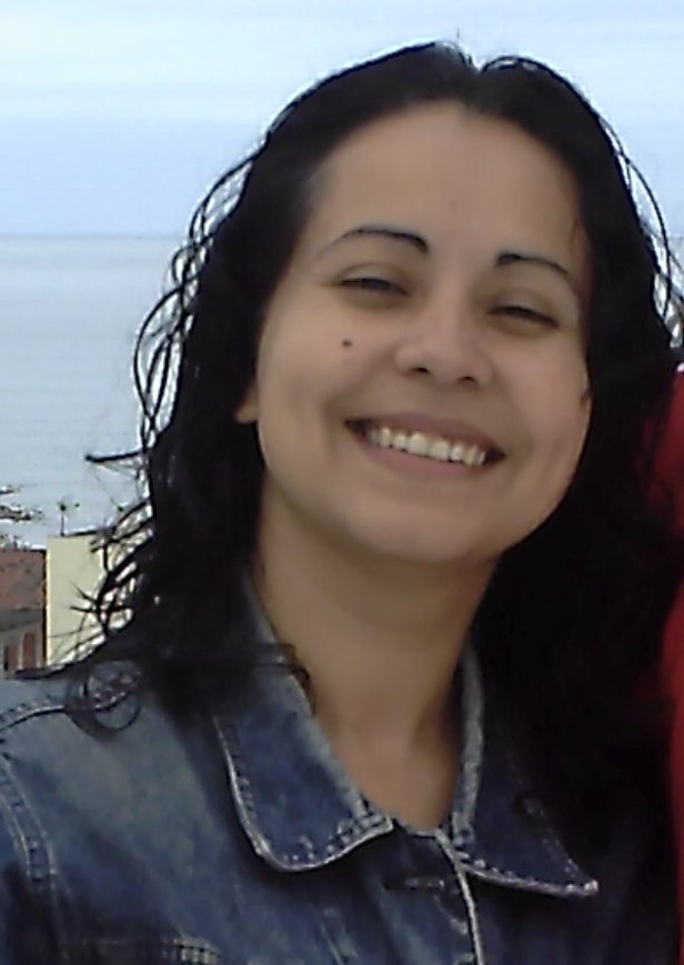 Sou uma pessoa que tem mais perguntas do que respostas. Herdei do meu signo a curiosidade. Encontrei no jornalismo a maioria das respostas à essas perguntas...