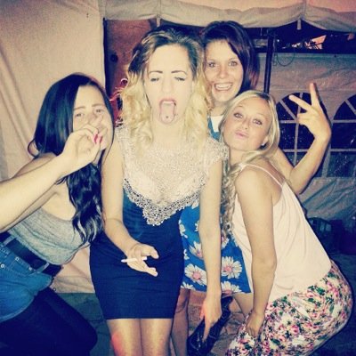 LizzyBanyard's profile picture. I am 19 i live in england in a town called grimsby i was a student at the grimsby institute and i studied performing arts i love to party and go on nights out