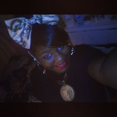 ♡|17 Singleツ|♡I am a one of a kind girl! I do Hair, Nails and Make Up♡ its a gift that I love to do!♡ #TeamNeverGiveUp! Senior Class Of 2015シ♡!