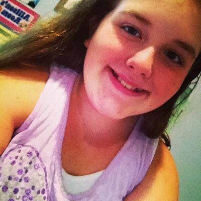 Hey guys follow me on insta At _.blue.eyed.beauty._