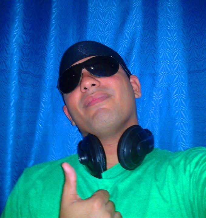 lekorabello639's profile picture. Para ser louco é preciso ser corajoso, para ser corajoso é preciso ser louco...
Podem entrar só não repare na bagunça, se sair feche a porta por favor...