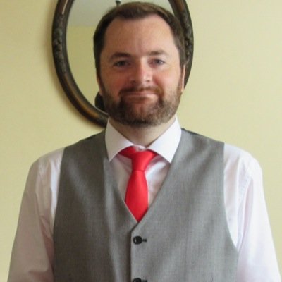 Irish, movie and tv fan, enjoy reading too. Normal guy just keeping an eye on everything happenin'! Wanna know anything, just ask.
