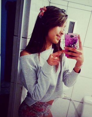 15 aninhos *-* Mineeira  wpp : 31 94338535