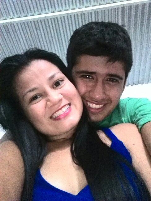 Lo mas bello q me sucedio fue conocerte y ser tu esposa Te Amo Alejo