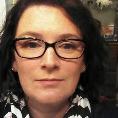 nerdymom10's profile picture. 