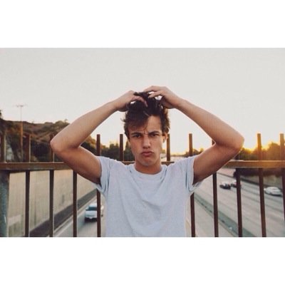 Give my main acc a follow if youd like @prblycameron