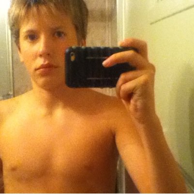 charlypg808's profile picture. 