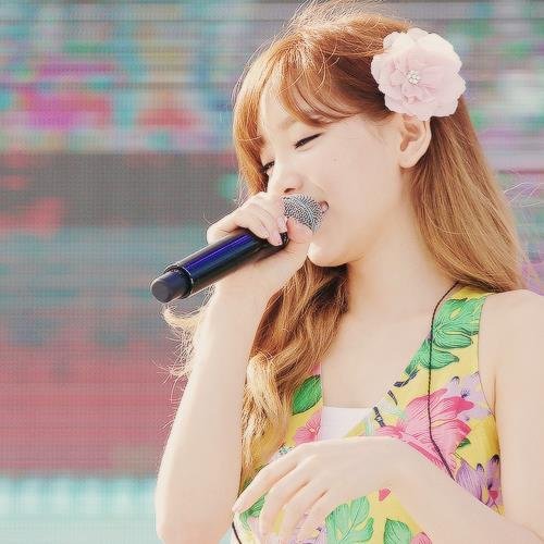 ชื่อฝ้ายเป็นเมนแทยอน ที่ซับพอร์ตเกิร์ลกรุุ๊ป SM โซชิ เอฟเอ็กซ์ เรทเวลเวท