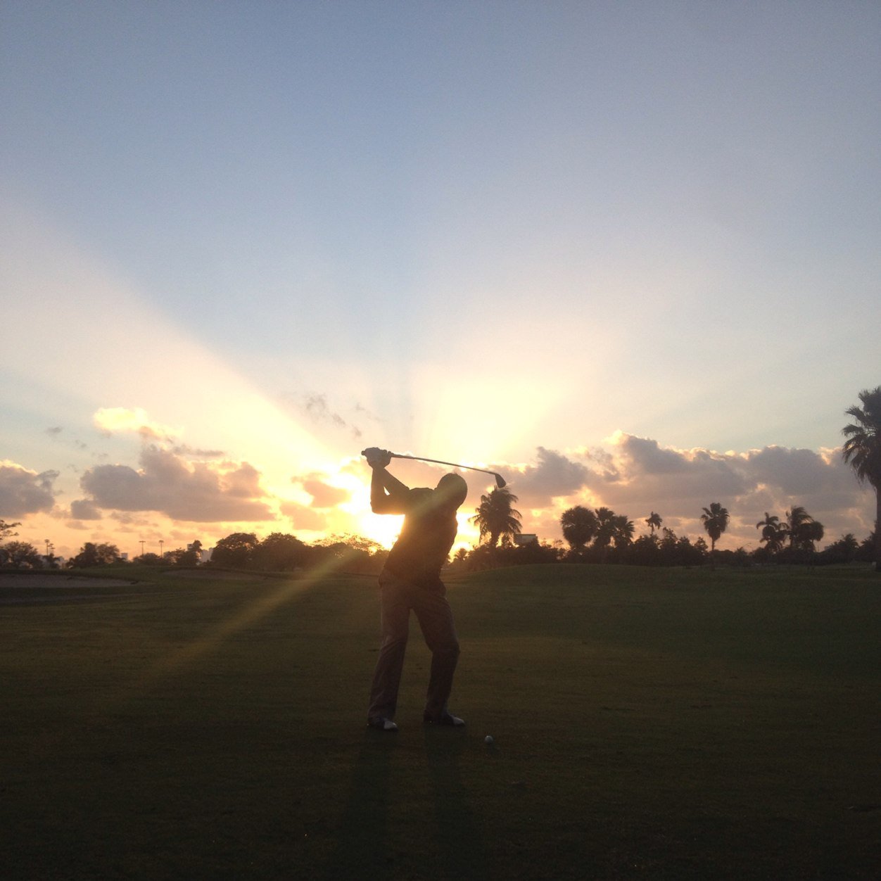 03 Notre Dame Grad, living the dream in the golf business @2ndSwingGolf and yes; I am the 🍎 guy