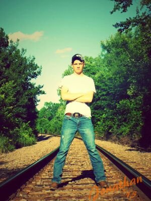 FarOutGaming's profile picture. Age 20 | Time zone is central | Xbox one GT: FarOuts BR