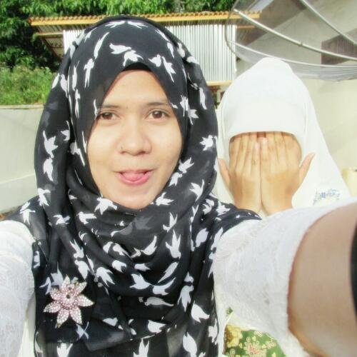 nonarefiona's profile picture. hello, a simple girl here| just tweeting no ridicule :)| i miss you for every second, really :3