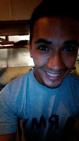 t_rios95's profile picture. 