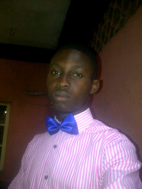 AiyetinM's profile picture. 