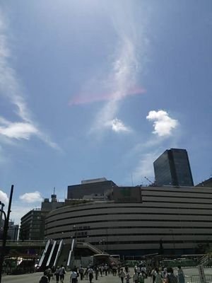 サッカーとコーヒーと鶏肉と卵と海老が好きでリヴァプールがお気に入りクラブで、あとTEAMNACSも。マッタリとしっかりと生きております♪