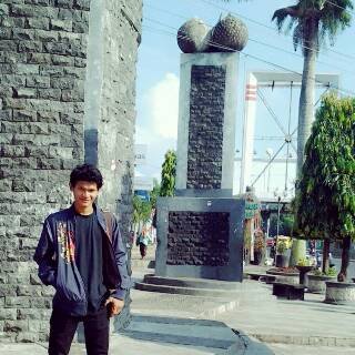 MhdGani's profile picture. 