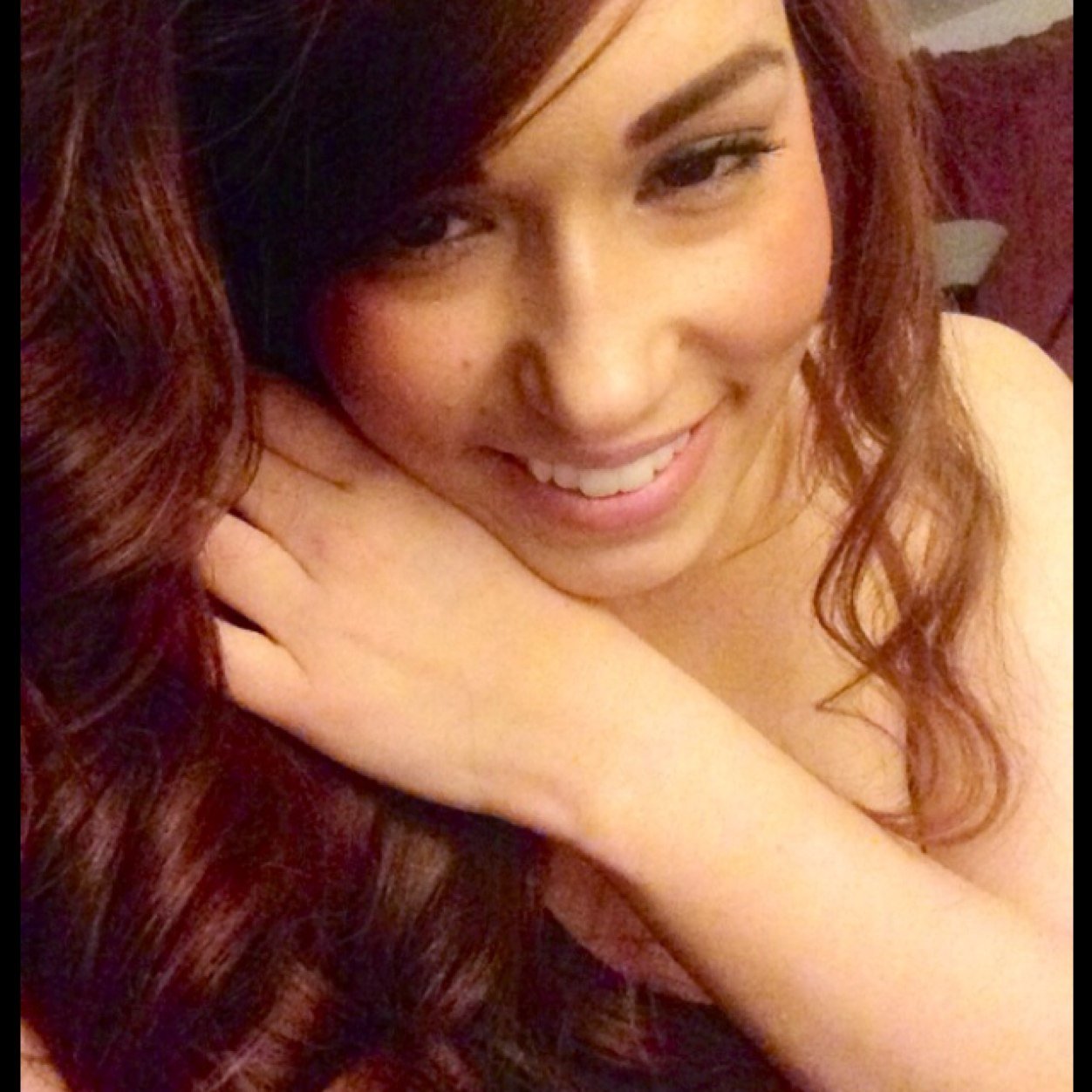 Give the ones you love wings to fly, roots to come back and reasons to stay.