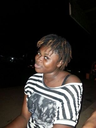 FF BAK @ FB QUEEN ZEE STUNNA INSTA@ STUNNA QUEEN like 4 like ff 4 ff