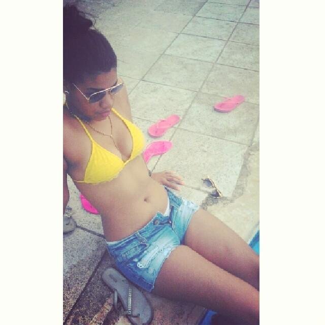 /~Faciil criticarme, PerO Dificiil ser cOmO YOo ;) YO nOMe cOtiizO sOii #Bakana cOn To el MundO Sii Qiieres saber Mas Damee Follow ;)