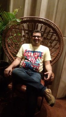 classical music lover 
failed enterprenuer
aspiring trainer and life coach
live example of organ donations can save life
kidney and pancreas receipient