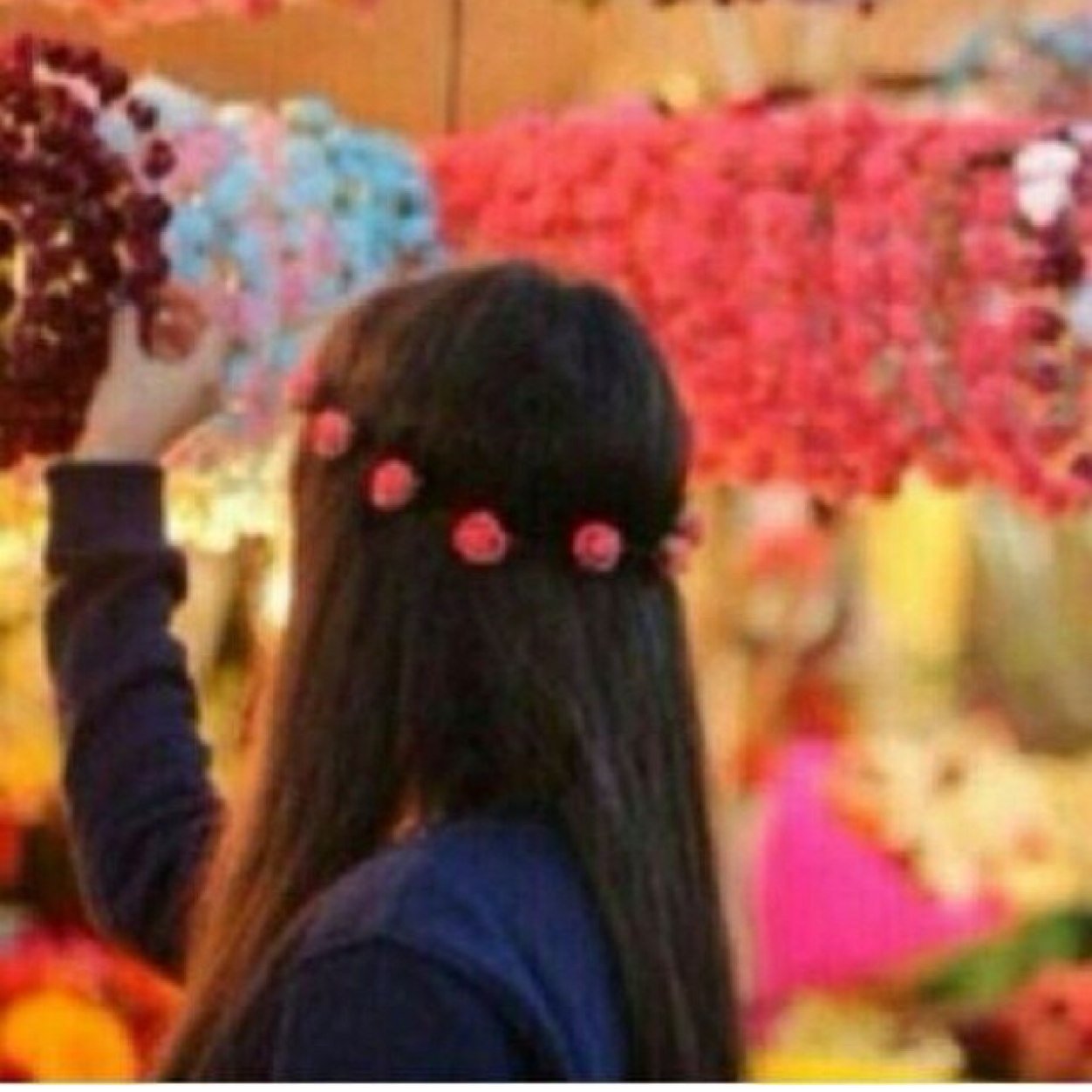 ❤آمتلكِ آلثقّھہ فيٌ حديثيٌ فيٌ تفكيريٌ و فيٌ آحتراميٌ و تربيتيٌ و منّ آكونّ : لذآ لآ آحتاج مٌلاحظاتَ البعض