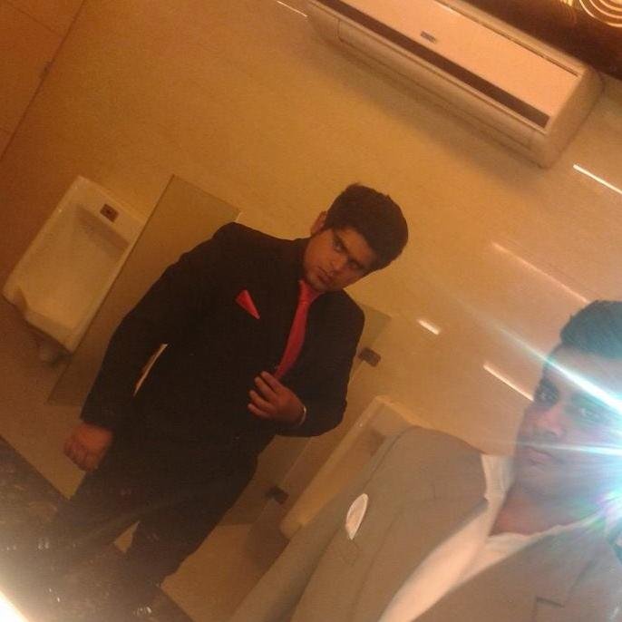 nikchopra11's profile picture. 