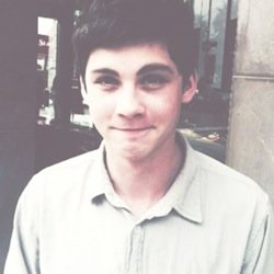 @loganlerman means world to me. #emwatson