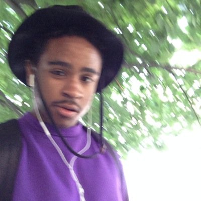 Tryin 2 make it out here...Koo guy have fun,#Shoehead #teamLakers and im 19 BRO.. and ill follow back #NASATeam