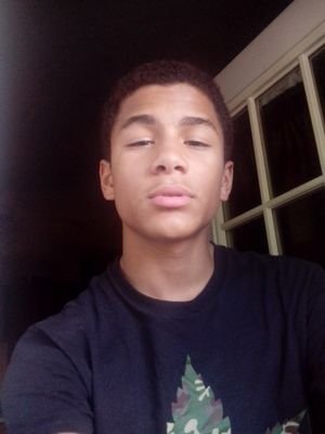 I play cod alot so call me gatman and if you want doritos im the man.