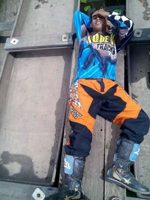 SatriyaI's profile picture. asli bali, front office staff di hotel ** nusa dua