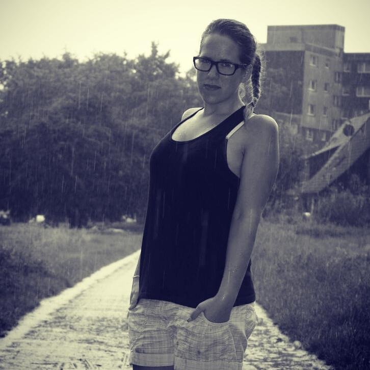 -never forget who you are! //  I love music. // love my family and my friends! //