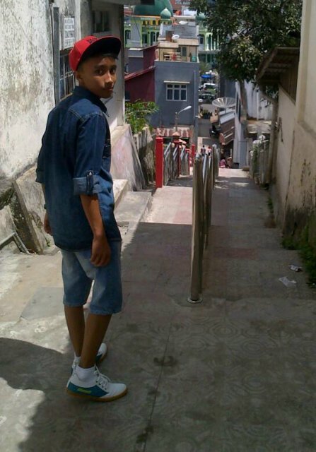 21 januari || SMA N 5 ||#12 || Bukittinggi || ★ lebih memikirkan masa depan ★ || XI IIS 2 || d-(^_^)-b