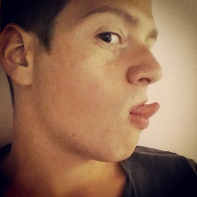 sraellala's profile picture. 