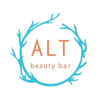 skin care is my life. licensed Esthetician, Freelance MUA, blogger