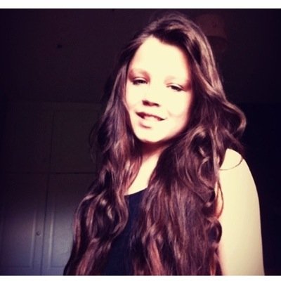 becca
ireland
westmeath
1st year
bastket ball
football
one direction
bam
macklemore
single as a pringle ;)