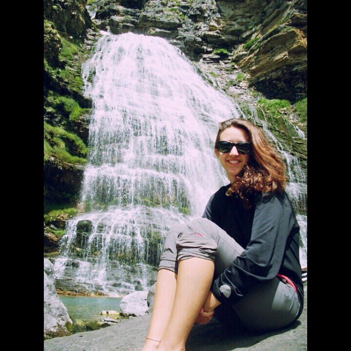 clarins7's profile picture. Vallenca i treballadora social!!!