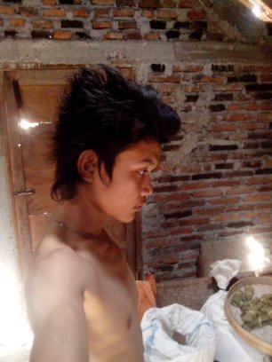 Follow me and i will follow back”pekerjaan dakting,serfis ac,dan pemasangan panel ruangan(peredam)