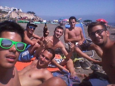 Danii_Daker's profile picture. 20. Estudiando G.S Mantenimiento Electrónico. Aficionado y practicante de los Deportes de Contacto (K-1 Fighter).