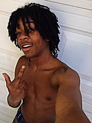 Ima huslter, I love playing basketball nd gotta future in life.