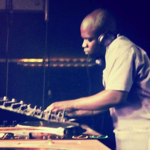 Part of Shared Vision and Buntu resident London Deep rolling Tech DJ 
https://t.co/CtQ7WaWZ78
https://t.co/qP0wEJszkG